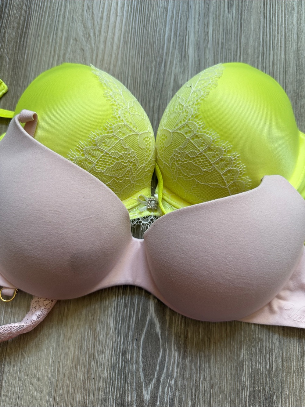 Victoria's Secret Two-Tone Lace Push-Up Bra - Neon Yellow & Light Pink in
